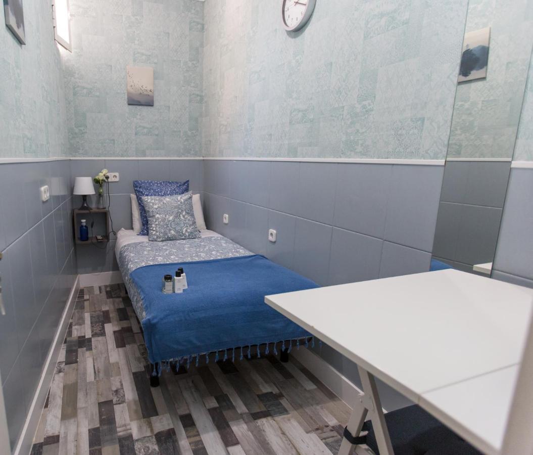 Budget Single Room