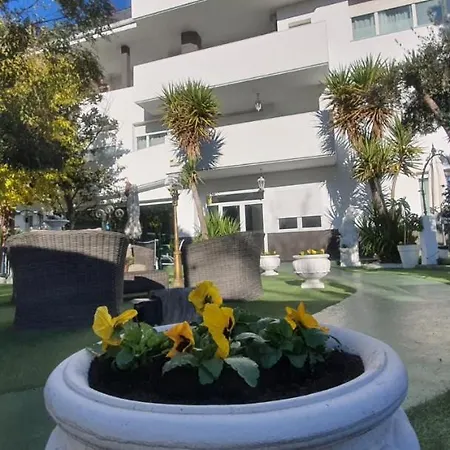 Escala Suites-2